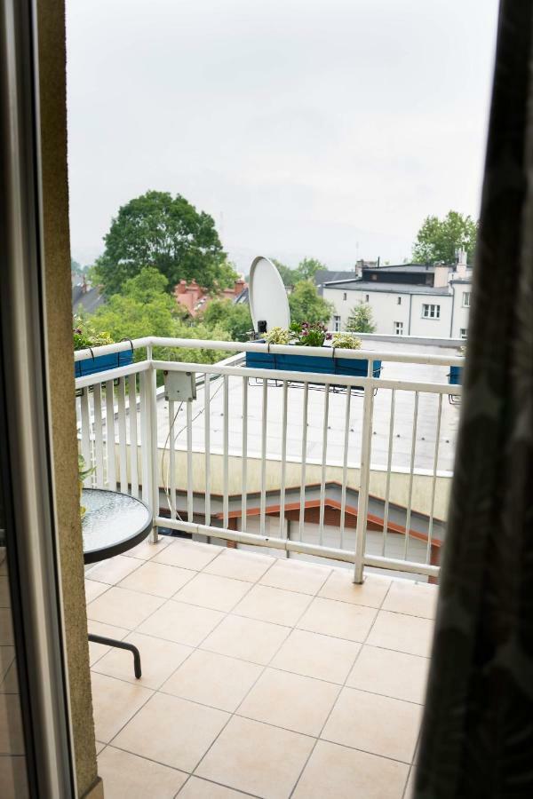 Rainbow Z Prywatnym Parkingiem Apartment Bielsko-Biala Exterior photo